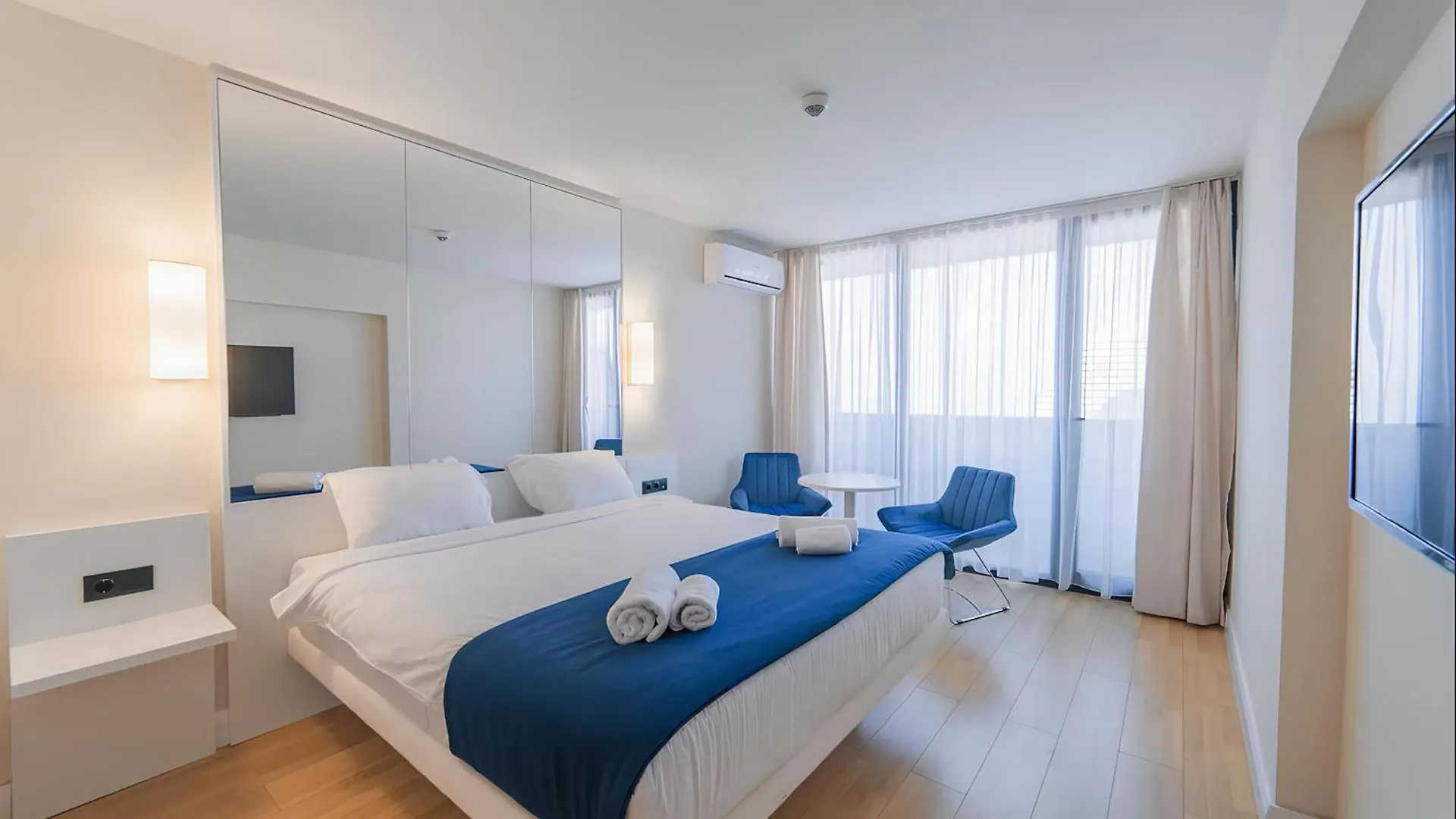 Sea View Panoramic Aparthotel Batumi