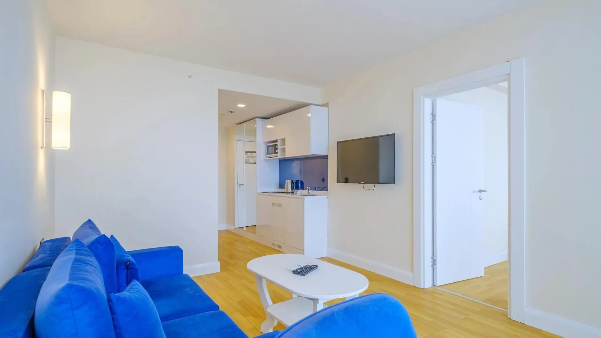 Sea View Panoramic Aparthotel 巴统
